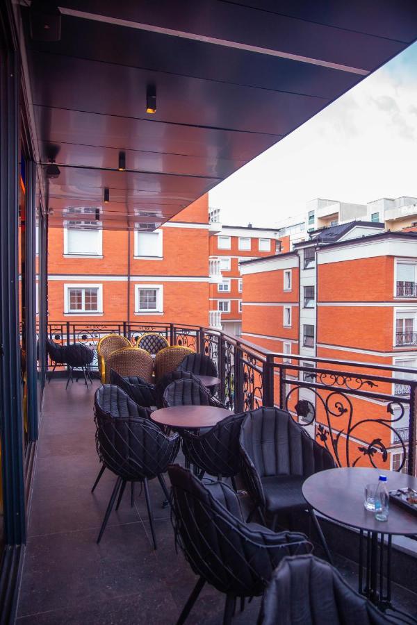Hotel Mamounia Boutique Pristina Exterior foto